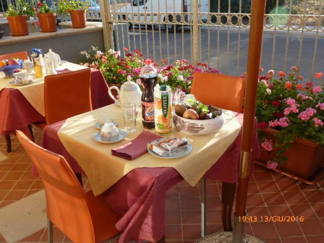 Sogno Di Mare Acomodação com café da manhã Pula Exterior foto